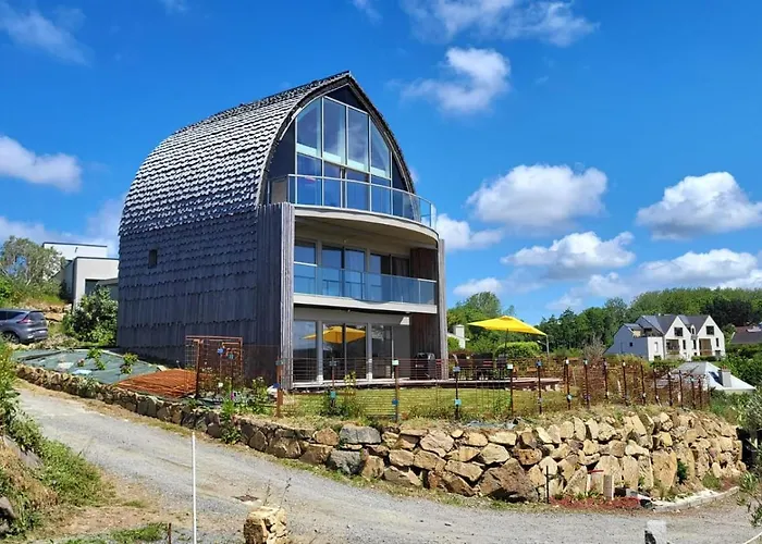 La Boite A Coucou, Appartement Pour 6 Personnes, Avec Jardin , Vue Mer, A 400 M De La Plage Pors Mabo