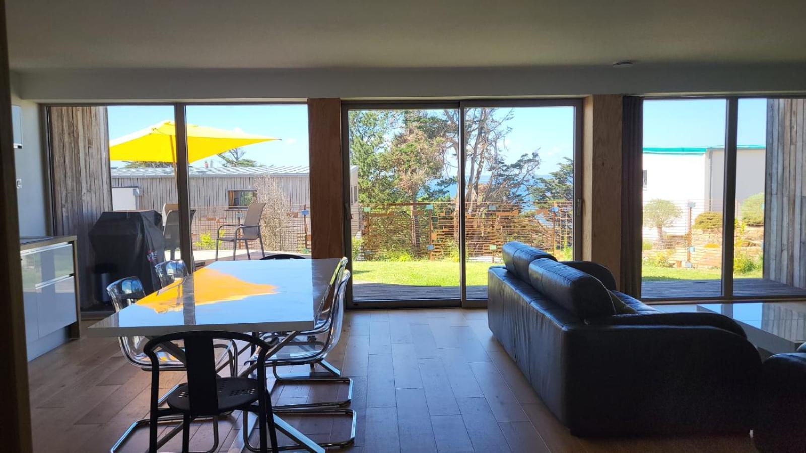 Apartment La Boite A Coucou: Seaside Garden With Pors Mabo Access